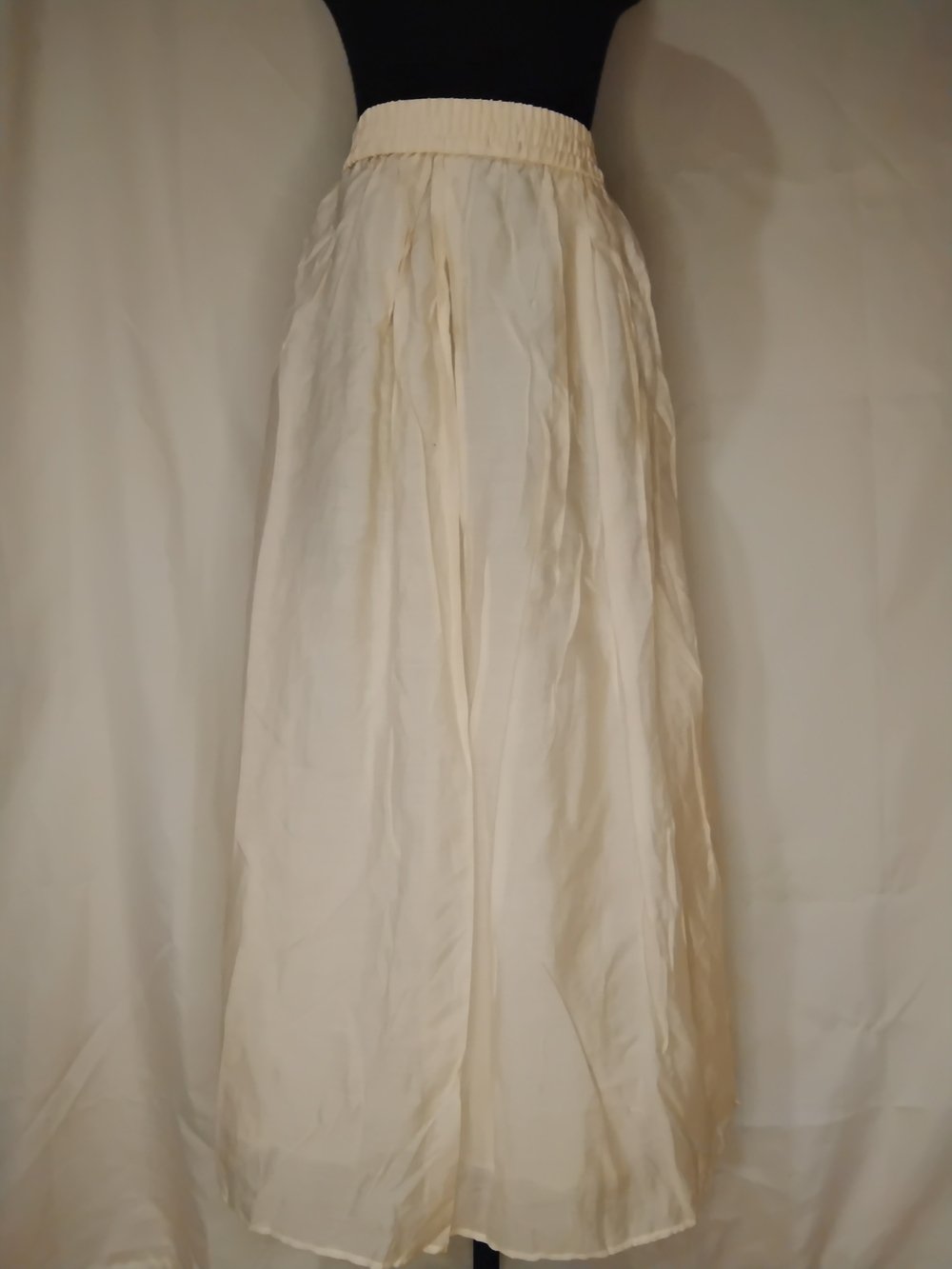 H&M Creamy Peach Maxi Skirt with Elastic Waistband